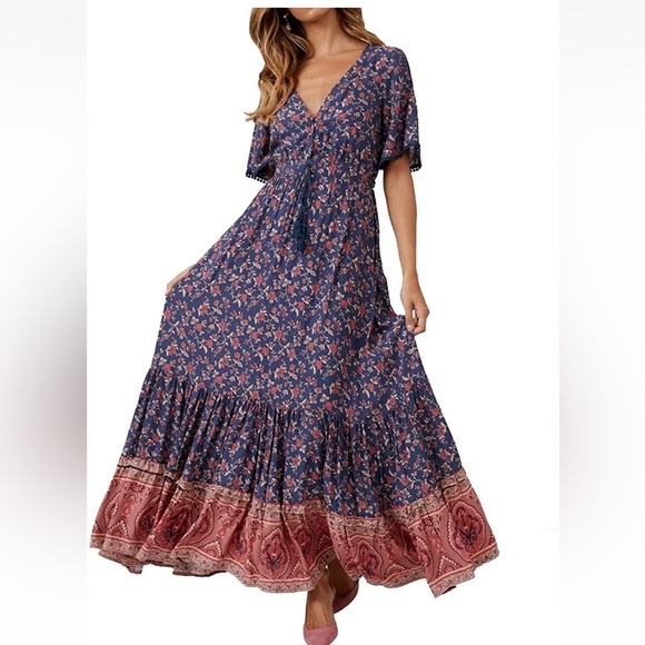 Dresses & Skirts - NEW R.Vivimos Maxi Dress